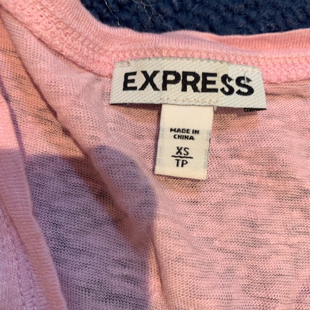 Pink express flowy top - Picture 2 of 2